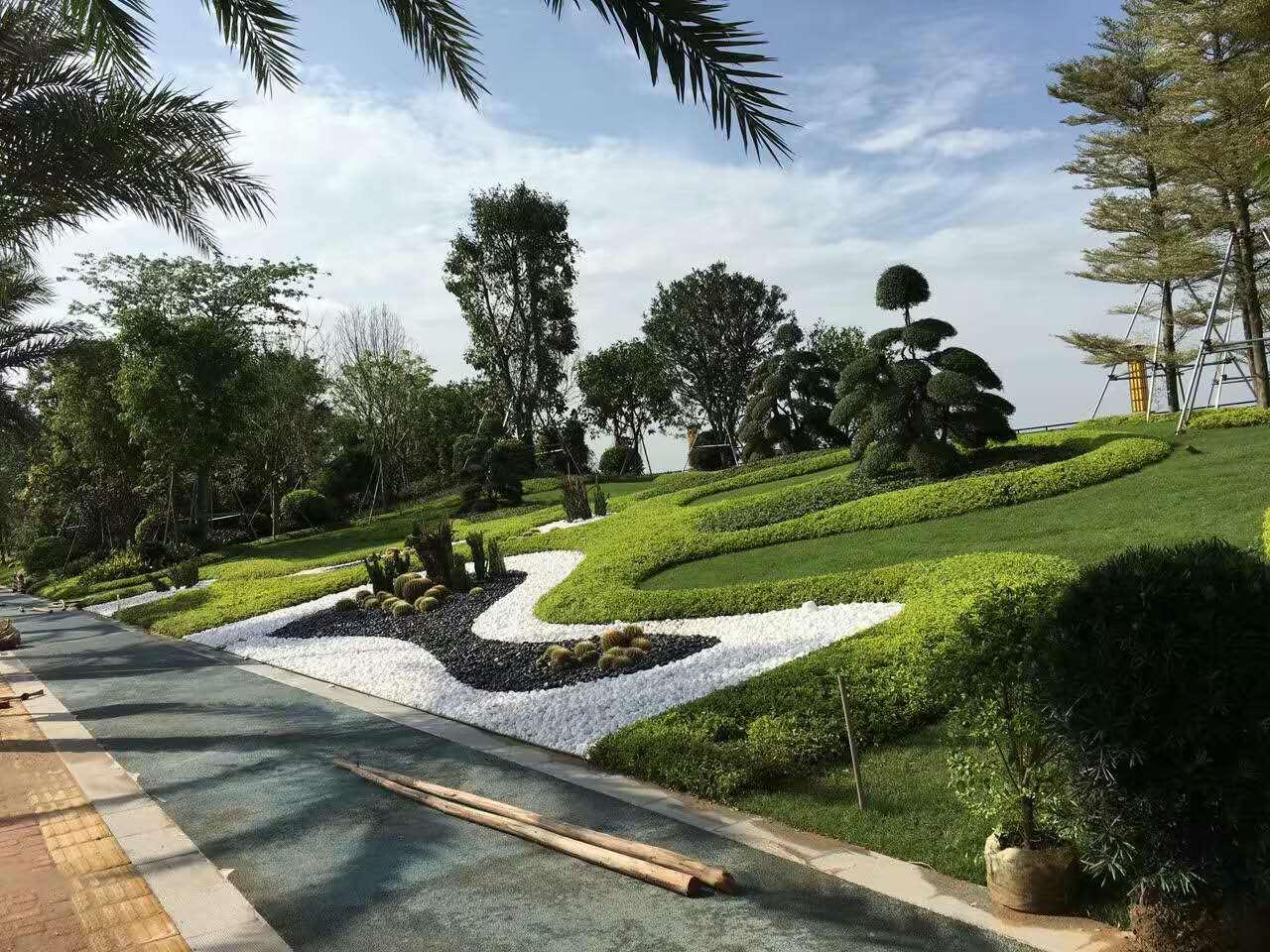 新郑龙湖镇翰林荣府售楼部室外景观工程